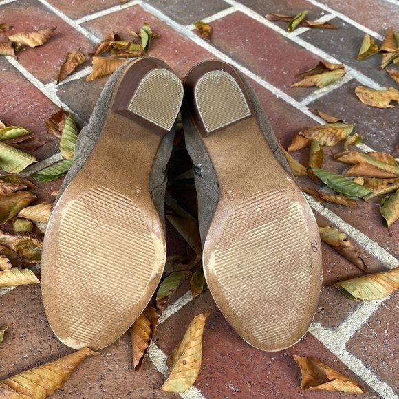 Franco Fortini Lexi suede booties size 9 - Picture 7 of 9